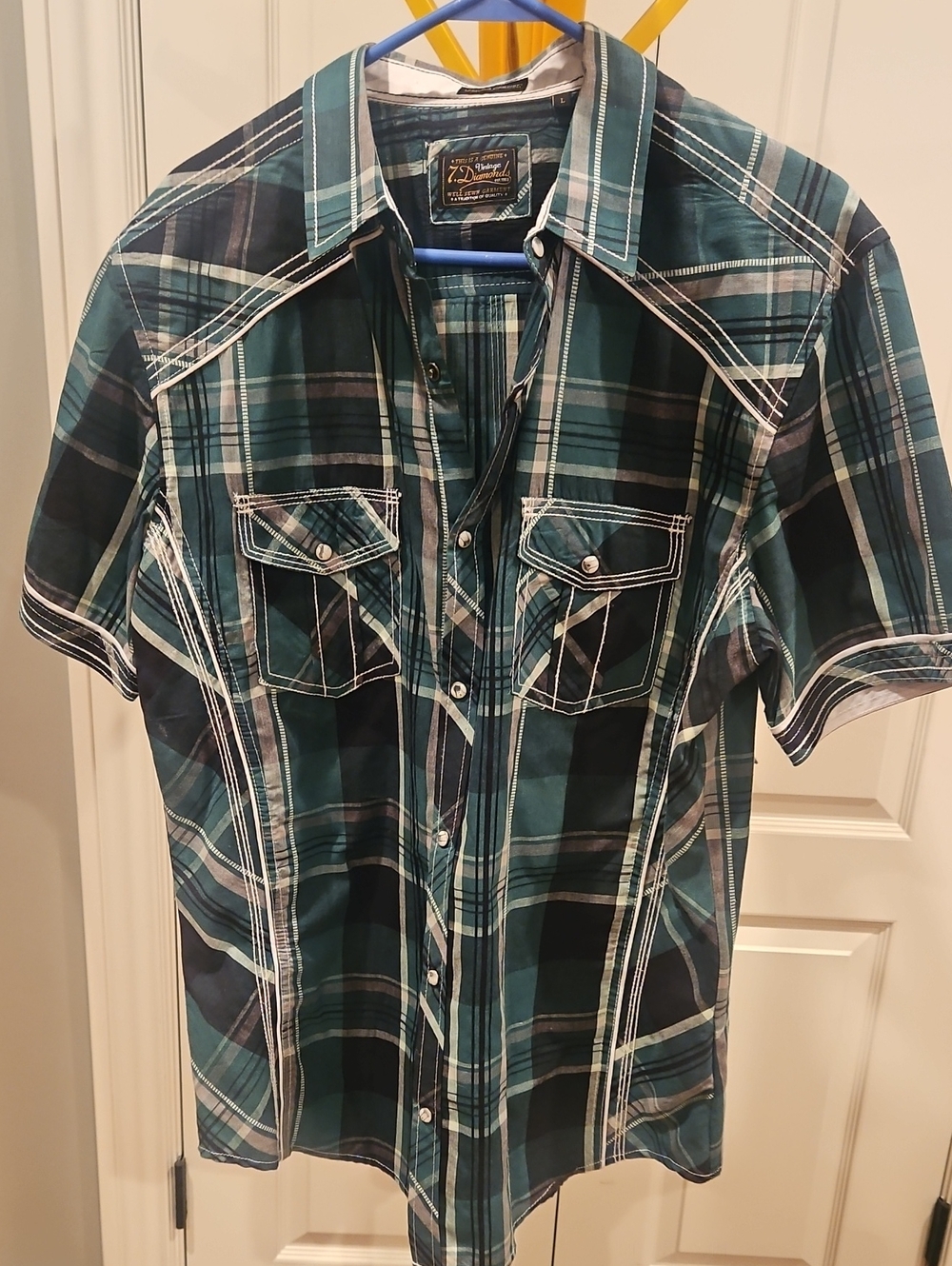 7 Diamonds Men's Green Plaid Short-Sleeve Shirt - Button-Up Size Large